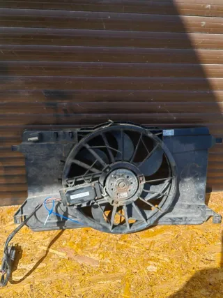  Вентилятор радиатора Mazda 3 BK Арт 70585451, вид 1