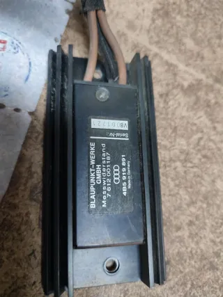 4B5919891 Антенна GPS Audi A6 C5 (S6,RS6) Арт 006532, вид 2