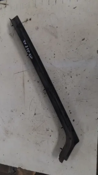  Направляющая сдвижной двери Lancia Zeta Арт 117-228, вид 1