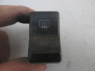  Кнопка подогрева заднего стекла Audi 100 C3 Арт 13-61, вид 1