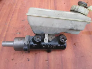  Бачок тормозной жидкости Ford Galaxy 1 Арт 20-208, вид 1