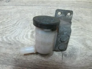  Бачок главного цилиндра сцепления Nissan Primera 10 Арт 47-220, вид 1