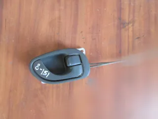  Ручка внутренняя задняя правая Mitsubishi Galant 7 Арт 8-151, вид 1