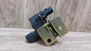  Замок стекла двери багажника Jeep  Grand Cherokee II (WJ) Арт G16283, вид 1