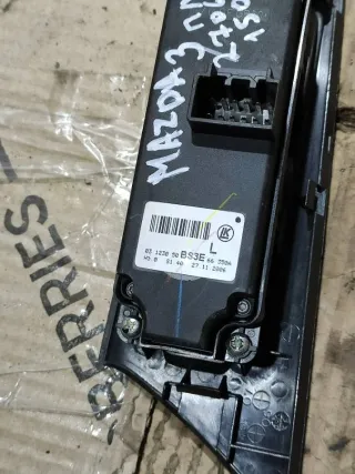  Блок управления стеклоподъемниками Mazda 3 BK Арт 96672903, вид 4