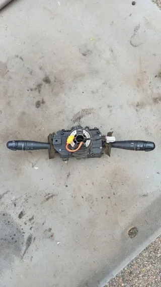  Переключатель подрулевой (стрекоза) Renault Laguna 1 Арт 96729926, вид 1