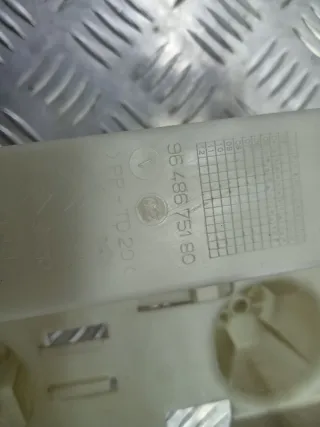 9648675180 Крепление блока предохранителей Citroen C4 1 Арт 96735082, вид 3