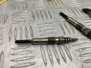 BOSCH 0250202022 Свеча накала Mitsubishi Space Star 1 1.9л DCi Арт 31211904104, вид 3