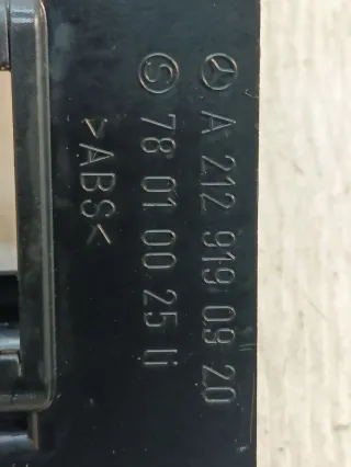 A2129190520, A2129190920,A2129191120,A2129191520 Пластик салазок сиденья Mercedes E W212 Арт 96876256, вид 3