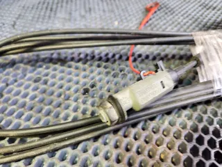 7700822643 Ручка открытия лючка бензобака Renault Laguna 1 Арт 96958738, вид 4