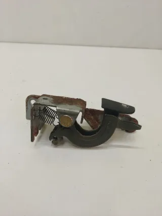  Ручка открытия лючка бензобака Kia Shuma 1 Арт 041690, вид 2