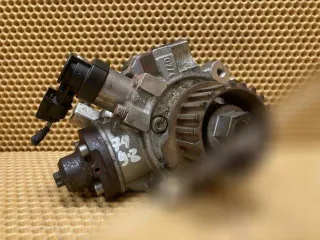 0445010592 ТНВД Ford Courier 1.5л Арт G7498_4, вид 1