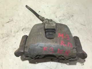  Суппорт тормозной передний правый Mazda 3 BK Арт 93328900, вид 1