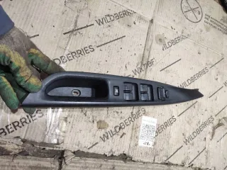  Блок управления стеклоподъемниками Mazda 3 BK Арт 97133899, вид 1