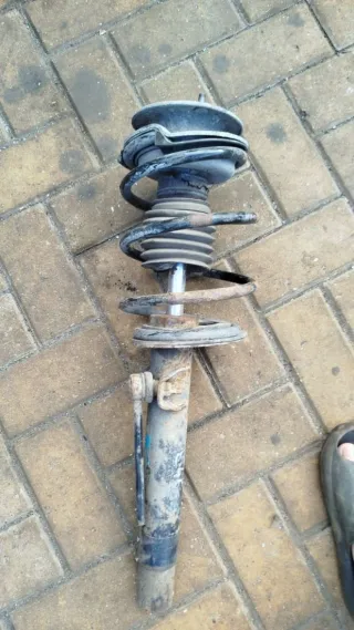 556868 Стойка амортизатора переднего правого BMW 3 E46 Арт 97150101, вид 2