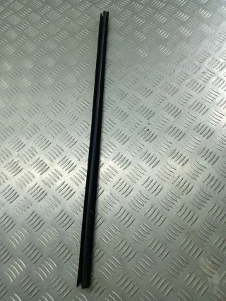  Молдинг стекла двери передней правой внутренний Citroen C4 1 Арт 97157609, вид 4