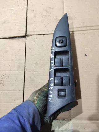  Блок управления стеклоподъемниками Mazda 3 BK Арт 97157800, вид 1