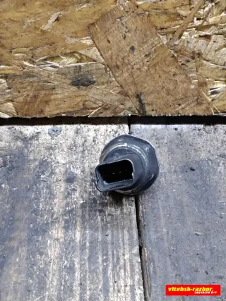 9653981180 Датчик давления топлива Citroen Berlingo 1 restailing 1.6л TDCI Арт 97158352, вид 3