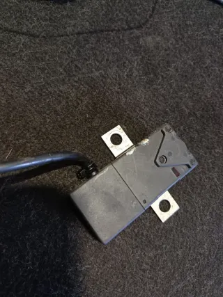 4F0915457 Клемма аккумулятора плюс Audi A6 C6 (S6,RS6) Арт 97179346, вид 5