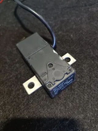 4F0915457 Клемма аккумулятора плюс Audi A6 C6 (S6,RS6) Арт 97179346, вид 2