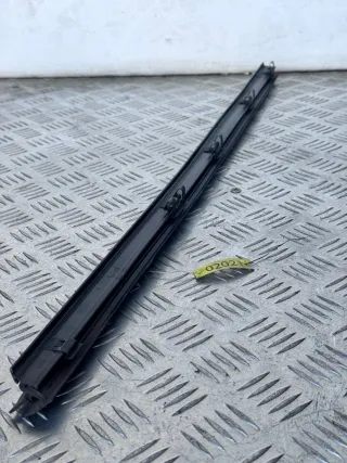  Молдинг стекла двери передней правой внутренний BMW 5 E39 Арт 02021, вид 2