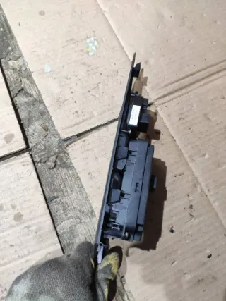  Блок управления стеклоподъемниками Mazda 3 BK Арт 97220269, вид 2