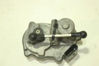 06F133482D Сервопривод заслонок впускного коллектора Volkswagen Passat B6 2.0л Арт 98003619, вид 2