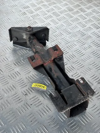 5111944299, 944299 Кронштейн крепления бампера BMW 7 E32 Арт 00904, вид 3