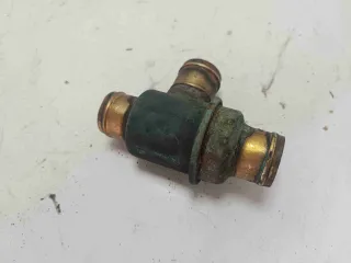   Корпус термостата Ford Galaxy 1 Арт 2795, вид 1