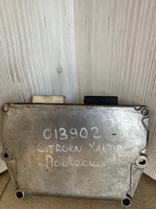 73813002 Блок управления гидроподвеской Citroen Xantia Арт 98161862, вид 2