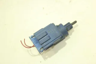 8E0927189E Датчик положения педали сцепления Volkswagen Passat B5 Арт 98162161, вид 2