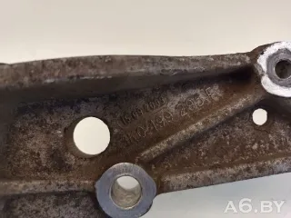 1K0199295F Кронштейн крепления рычага передней подвески Skoda Superb 2 Арт 98184391, вид 2