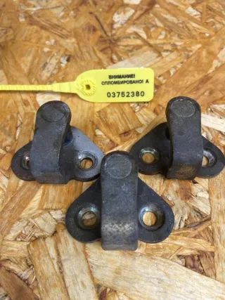  Ответная часть (скоба) замка двери Citroen Xantia Арт 98578291, вид 1