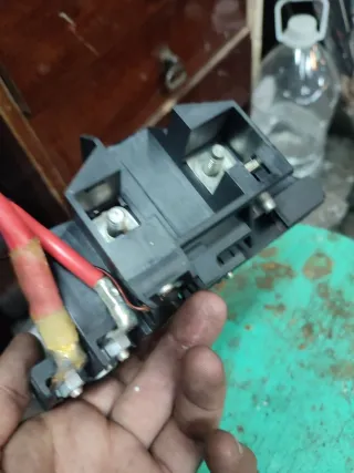  Клемма аккумулятора плюс Audi A6 C6 (S6,RS6) Арт 006595, вид 3