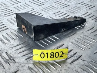 1977107, 51111977107 Кронштейн крепления бампера BMW 5 E34 Арт 01802, вид 1