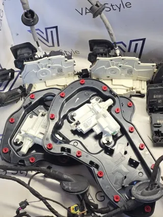 4N0839015, 4N0837016, 4M1959952, 4M1959953, 4N0837059, 4N0837060 Проводка двери Audi E-Tron Арт 9109, вид 4