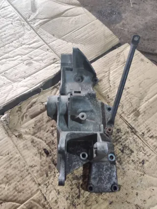 AWT,06B903143 Кронштейн вискомуфты Volkswagen Passat B5 1.8л Арт 98833372, вид 1