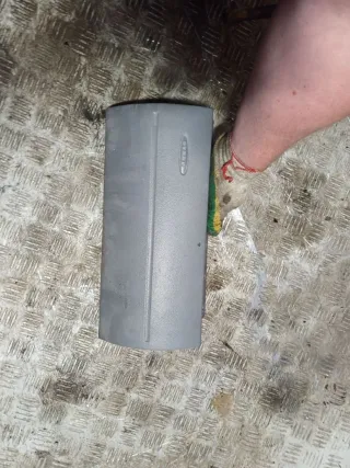 377880261 Крышка подушки безопасности пассажира Volkswagen Pointer Арт 99082684, вид 1