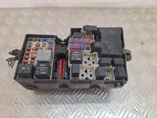 518818109 Блок предохранителей Mazda 3 BK Арт 26357, вид 1