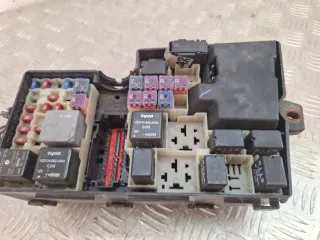 518818109 Блок предохранителей Mazda 3 BK Арт 26357, вид 8