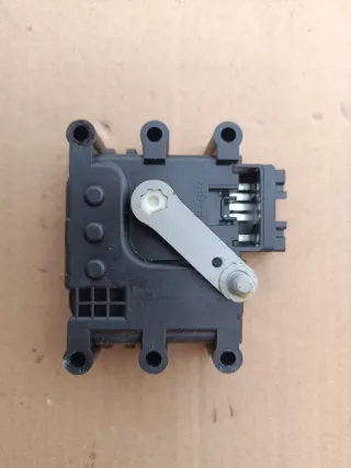 GP9A61A70A Заслонка печки/климат-контроля Mazda CX-7 Арт 99548956, вид 1