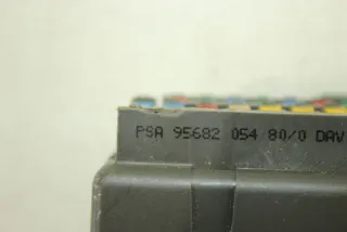 9568205480 Блок предохранителей Citroen Berlingo 1 Арт 99707900, вид 4