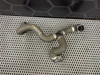 A2055013984 Патрубок расширительного бачка Mercedes C W205 Арт 99777894, вид 2