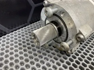 A2054609200, A2054606802, A2054604601,  Серводвигатель (моторчик) рулевой рейки Mercedes C W205 Арт 99778007, вид 2