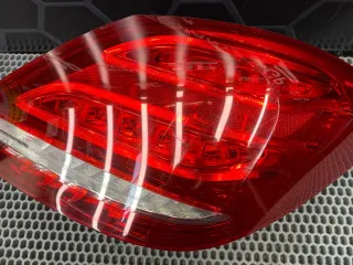 A2059061457 Фонарь габаритный задний правый Mercedes C W205 Арт 99778020, вид 3