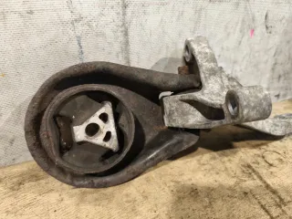  Подушка крепления кпп Mazda 3 BK 1.6л Арт 99796809, вид 4