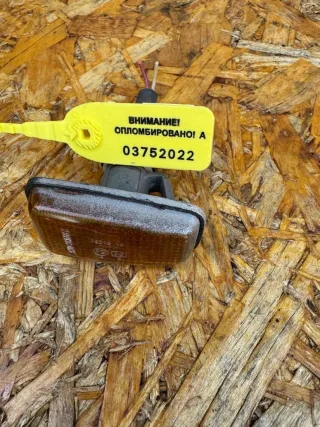 0191081 Повторитель передний левый Citroen Xantia Арт 99946104, вид 4