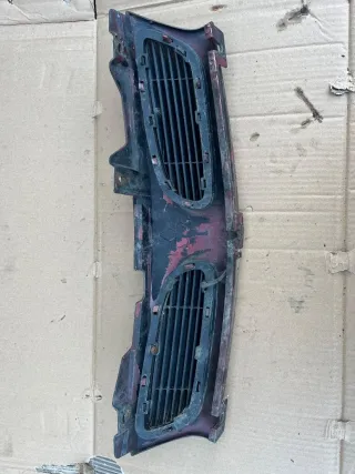  Решетка радиатора Mitsubishi Carisma Арт 99991178, вид 2