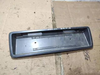  Площадка гос номера (рамка) Audi A8 D2 (S8) Арт 100083773, вид 1