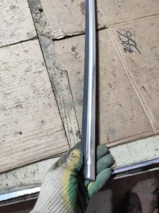  Молдинг стекла двери задней левой наружный Audi A8 D2 (S8) Арт 100083939, вид 2